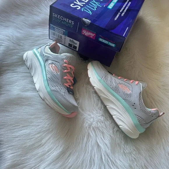 Skechers D’Lux Walker Infinite Motion. Sz 7. - Picture 5 of 10